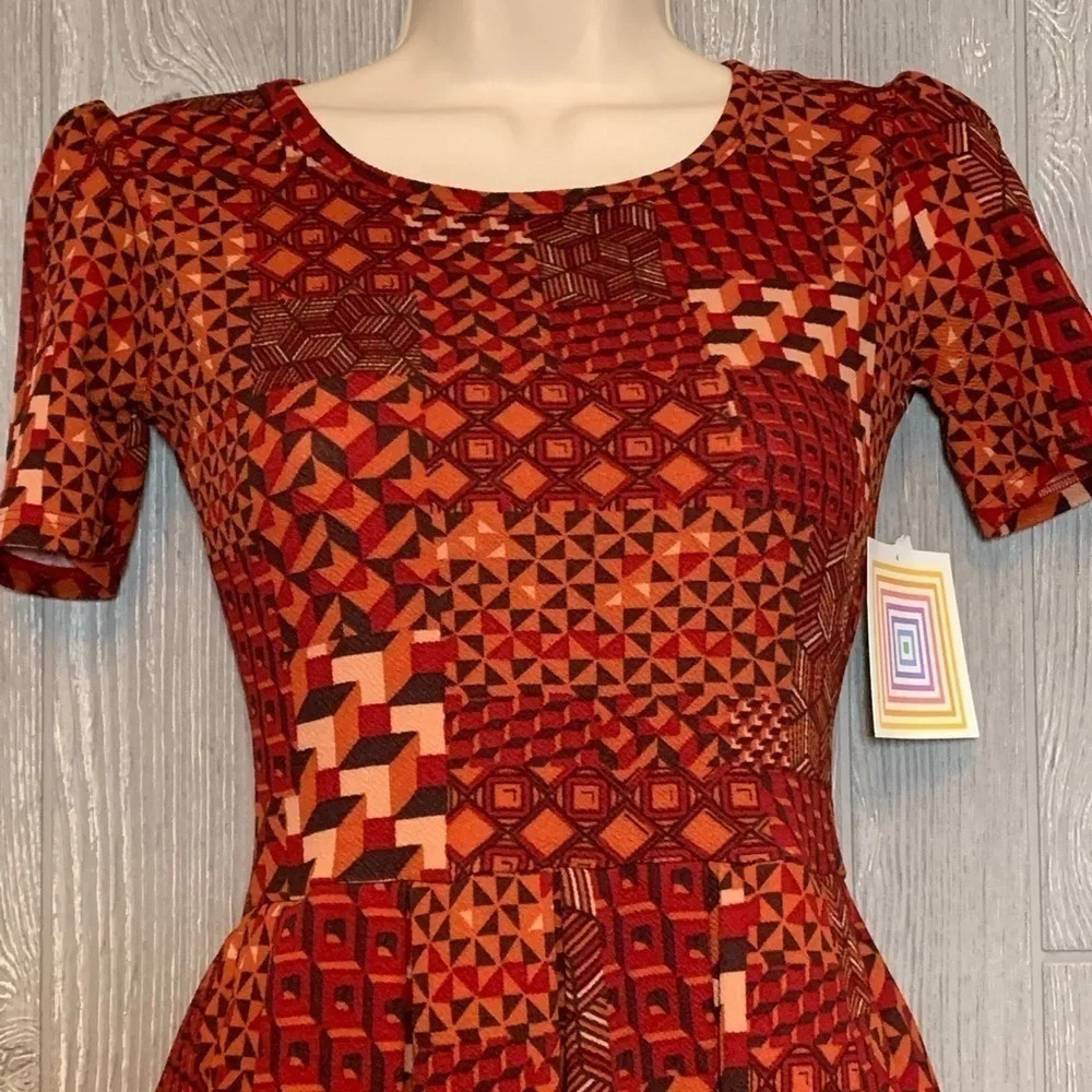 Lularoe Amelia Geometric Print Dress XXS NWT - Picture 2 of 6